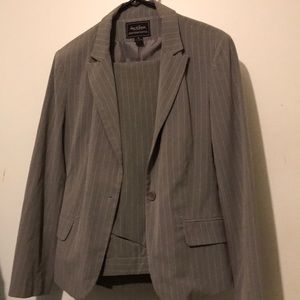 Steve and Barrys Pants suit